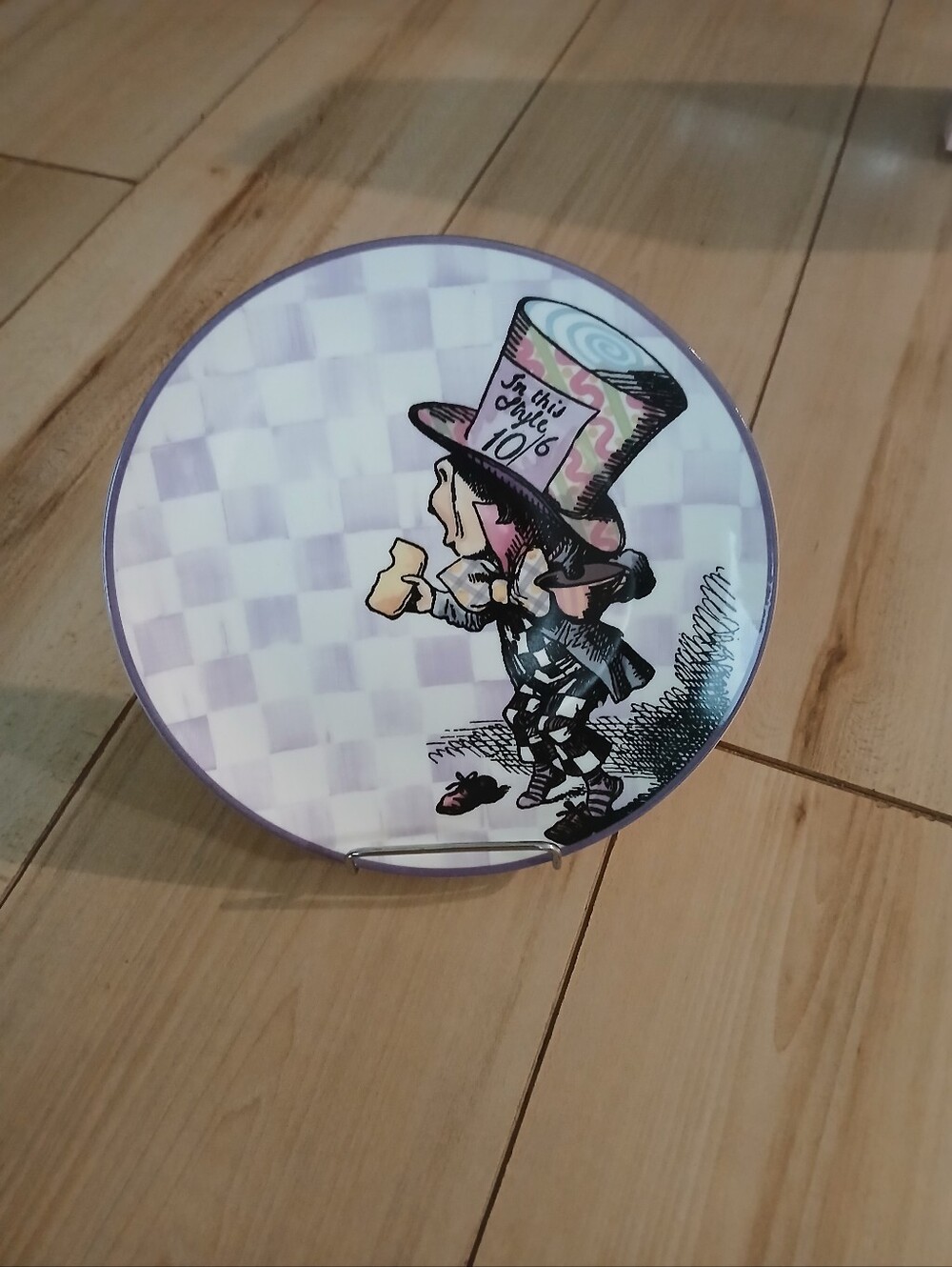 MacKenzie-Childs Pastel Alice in Wonderland Decorative Plate Set - New In Box - Picture 4 of 9